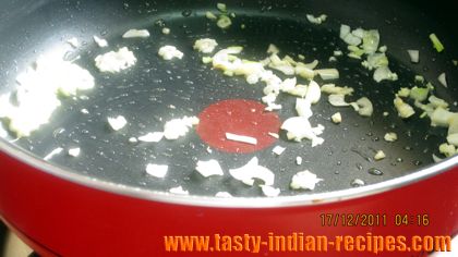 adding-garlic adding-garlic