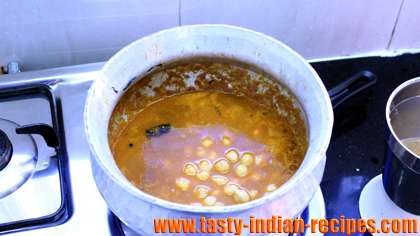 Adding boiled chickpeas