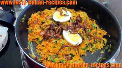 add-eggs-with-brown-onions