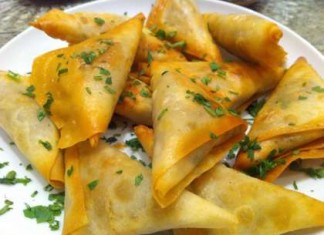 Karanji (Sweet Samosa)