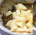 Aloo-Methi-Gravy-Recipe---step-3