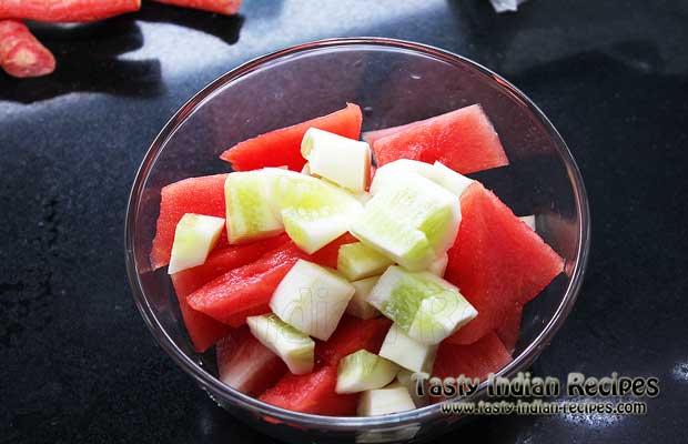 Chop the watermelon and cucumber in small pieces and mix in a bowl